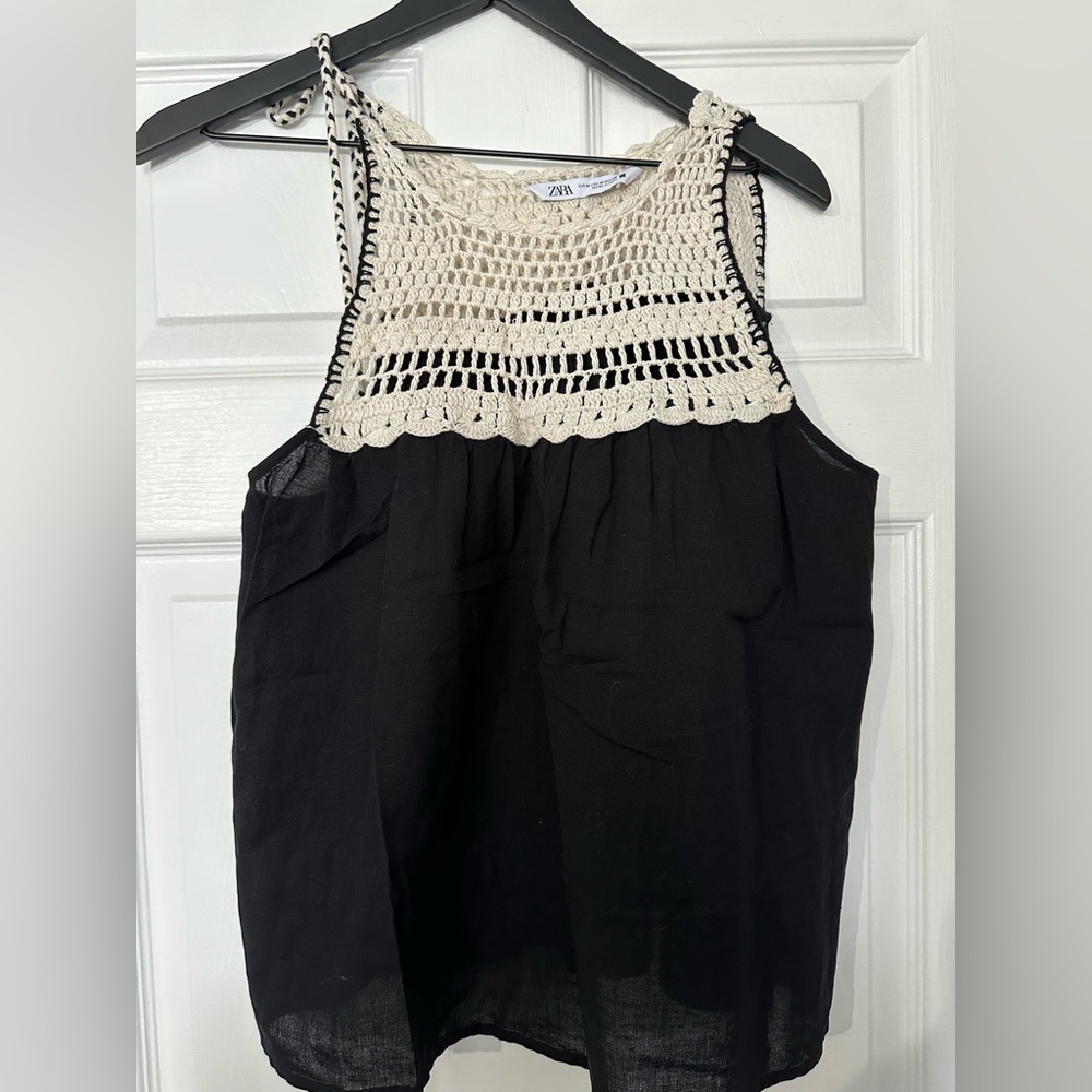 Zara Sleeveless Scoop Neck Crochet Tank Top Cream / Black Women's Size M